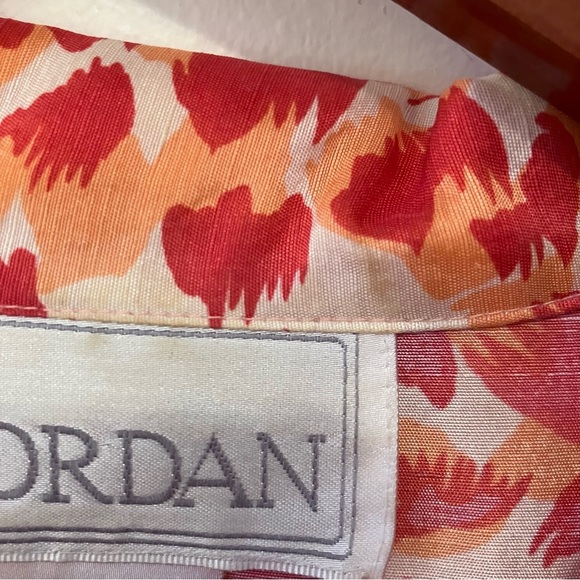 VTG  Jordan Womens M 100% Silk Button Blouse Short-sleeve Abstract Floral Print - Picture 4 of 6